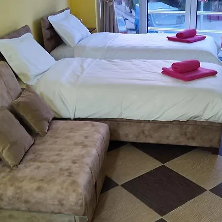 Apartment Studio Apartman Ad Fines *